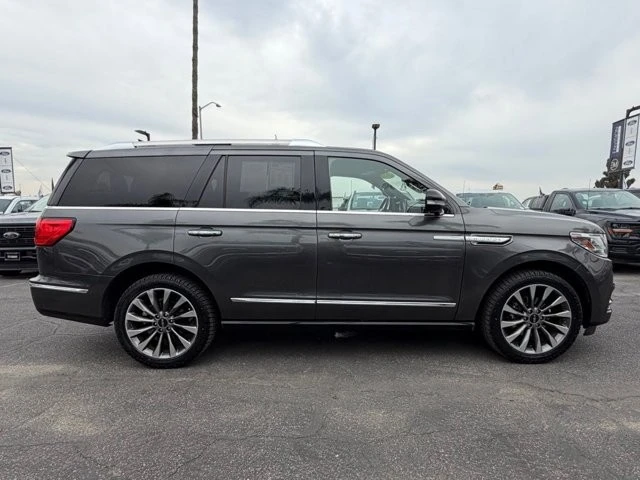 2018 Lincoln Navigator 4th Gen - Image 10 of 12
