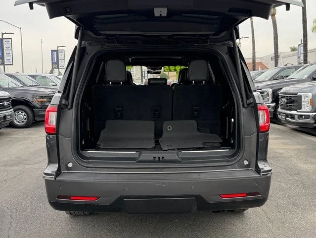 2018 Lincoln Navigator 4th Gen - Image 11 of 12