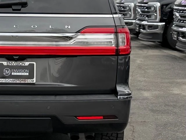 2018 Lincoln Navigator 4th Gen - Image 8 of 12