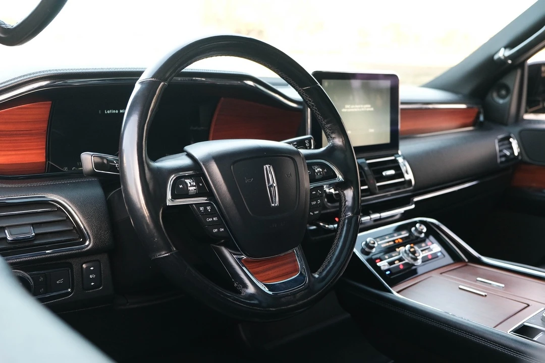 2018 Lincoln Navigator 4th Gen - Image 16 of 21