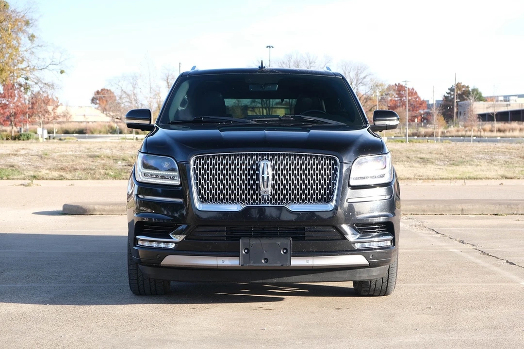 2018 Lincoln Navigator 4th Gen - Image 2 of 21