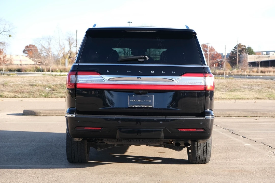 2018 Lincoln Navigator 4th Gen - Image 8 of 21