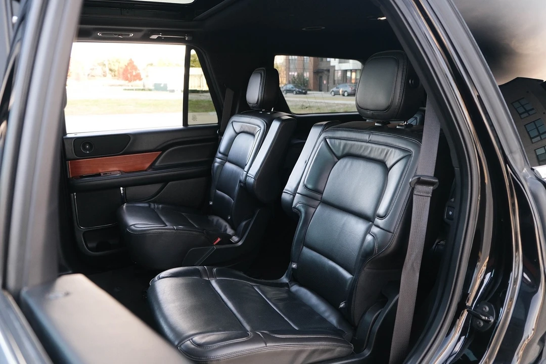 2018 Lincoln Navigator 4th Gen - Image 19 of 21