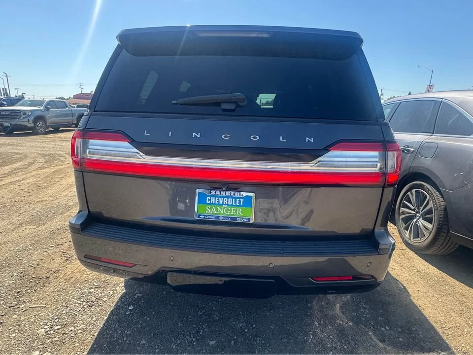 2018 Lincoln Navigator 4th Gen - Image 5 of 10