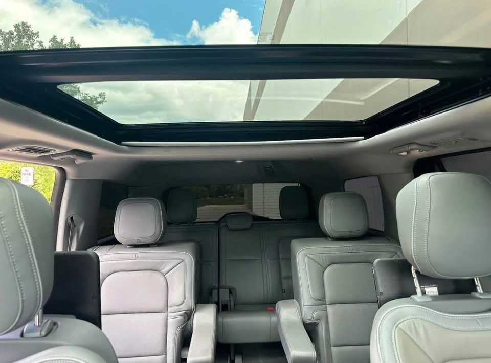 2018 Lincoln Navigator 4th Gen - Image 10 of 18