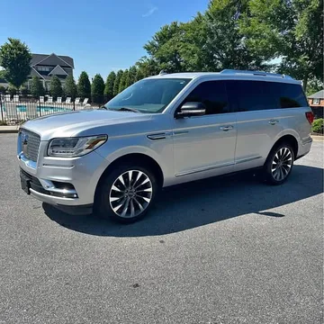 2018 Lincoln Navigator Select Sport Utility 4D