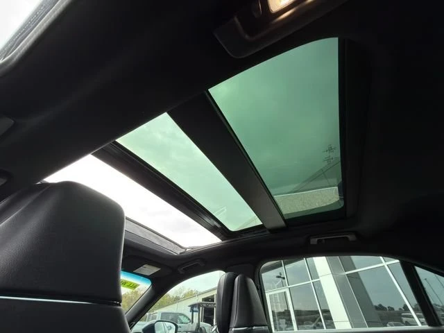 2018 Lincoln Continental 10th Gen - Image 14 of 20