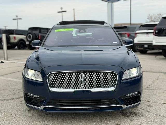 2018 Lincoln Continental 10th Gen - Image 2 of 20