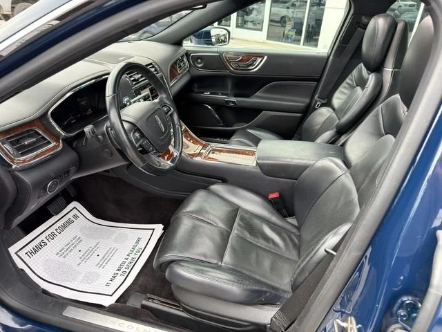 2018 Lincoln Continental 10th Gen - Image 12 of 20