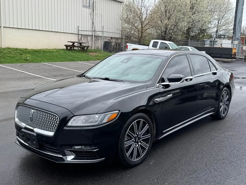 2018 Lincoln Continental 10th Gen - Image 3 of 17