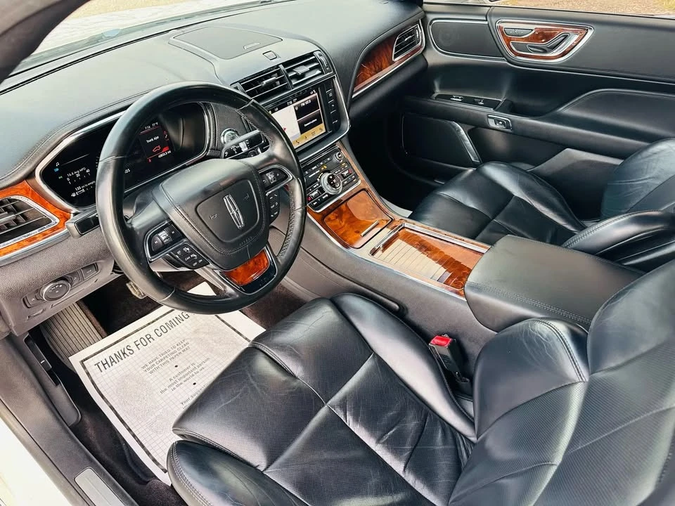 2018 Lincoln Continental 10th Gen - Image 14 of 20
