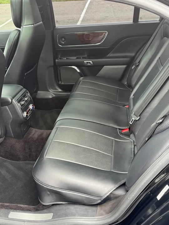 2018 Lincoln Continental 10th Gen - Image 14 of 17