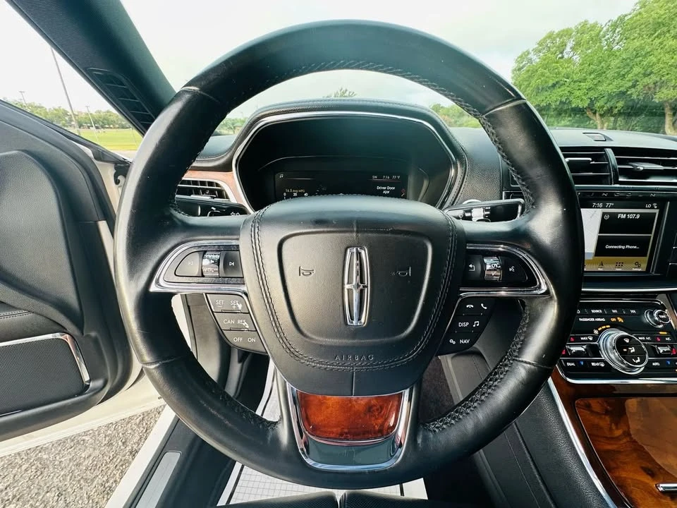 2018 Lincoln Continental 10th Gen - Image 20 of 20