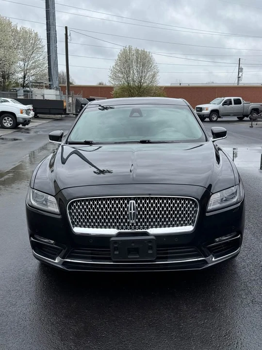 2018 Lincoln Continental 10th Gen - Image 2 of 17
