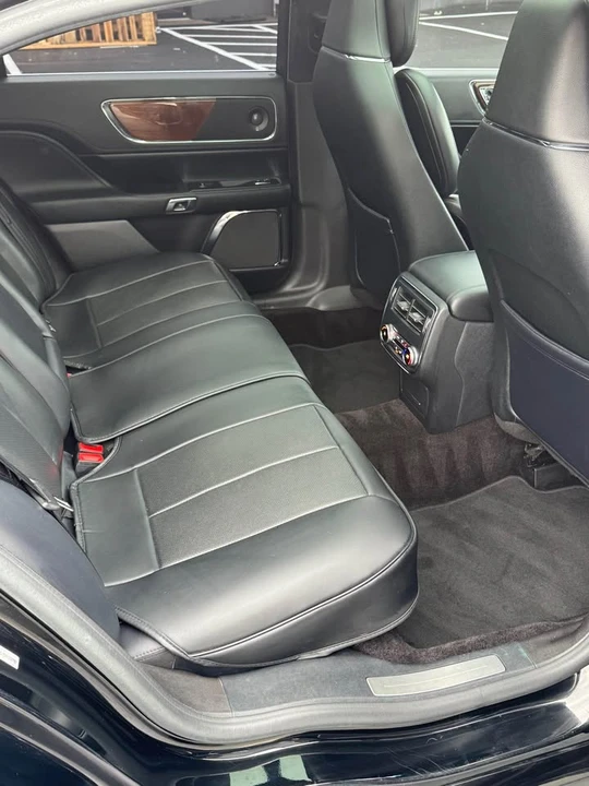 2018 Lincoln Continental 10th Gen - Image 15 of 17