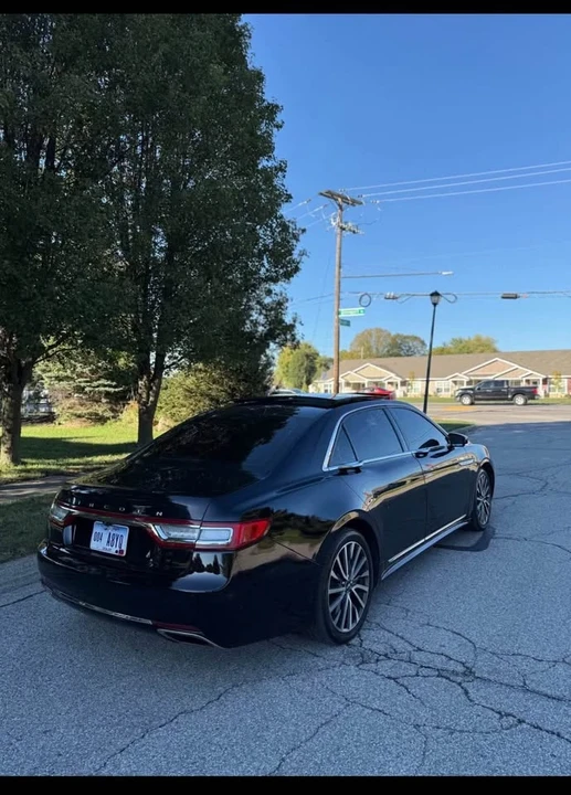 2018 Lincoln Continental 10th Gen - Image 5 of 19