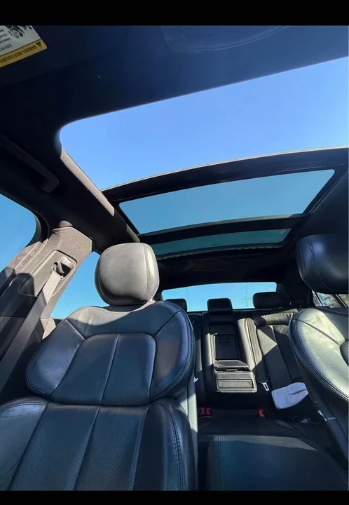2018 Lincoln Continental 10th Gen - Image 18 of 19