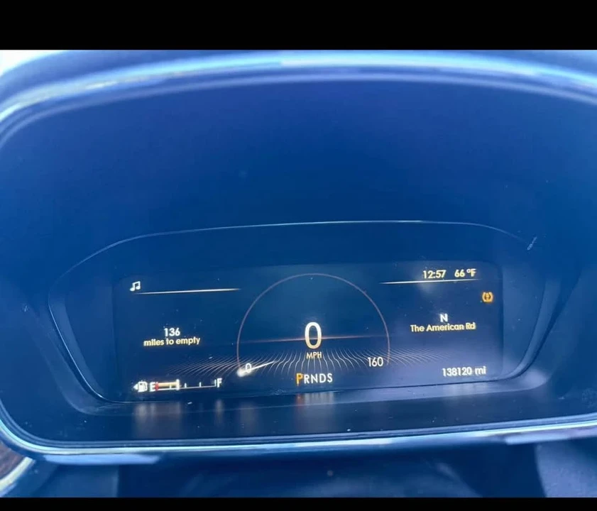 2018 Lincoln Continental 10th Gen - Image 13 of 19