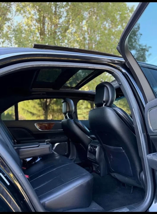 2018 Lincoln Continental 10th Gen - Image 6 of 19