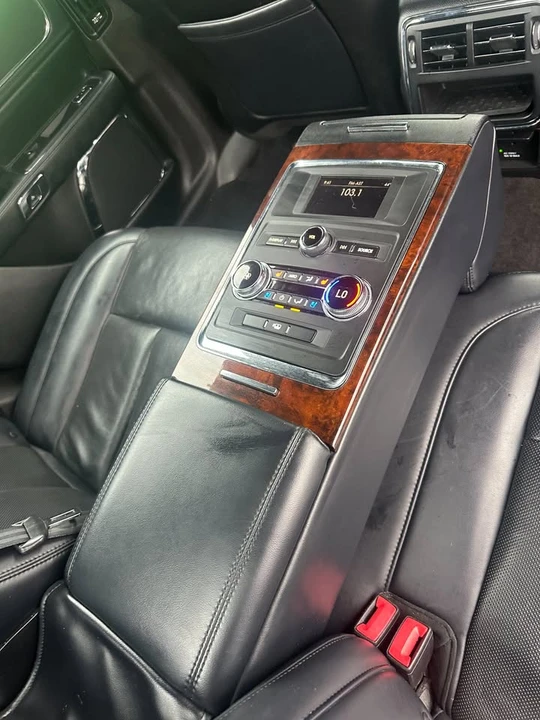 2018 Lincoln Continental 10th Gen - Image 13 of 18