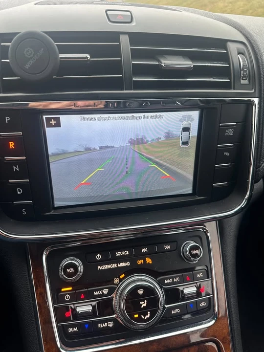 2018 Lincoln Continental 10th Gen - Image 18 of 18