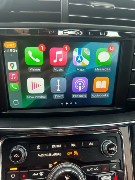2018 Lincoln Continental 10th Gen - Image 6 of 18