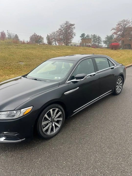 2018 Lincoln Continental 10th Gen - Image 5 of 18
