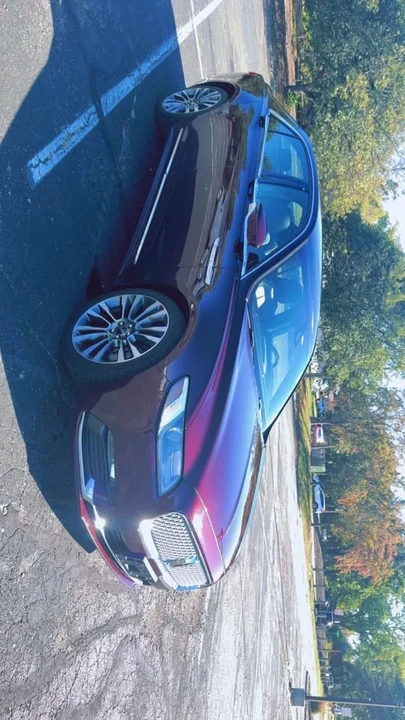 2018 Lincoln Continental 10th Gen - Image 4 of 15