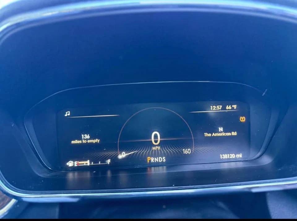2018 Lincoln Continental 10th Gen - Image 14 of 20