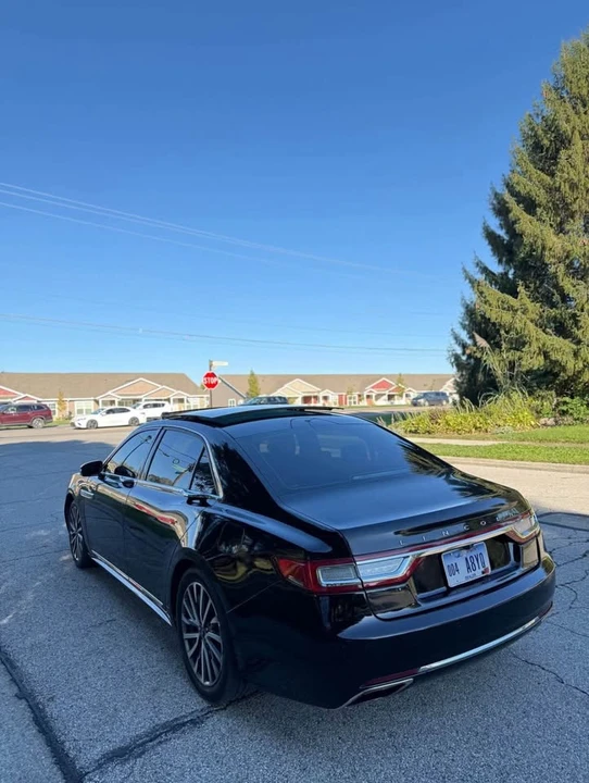 2018 Lincoln Continental 10th Gen - Image 4 of 20