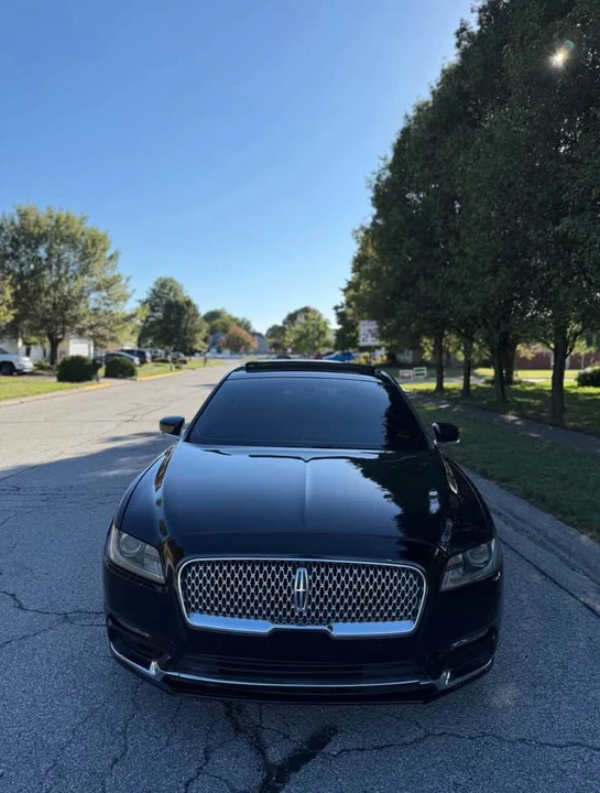 2018 Lincoln Continental 10th Gen - Image 2 of 20