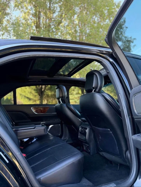2018 Lincoln Continental 10th Gen - Image 6 of 20