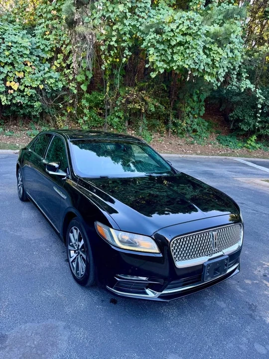 2018 Lincoln Continental 10th Gen - Image 4 of 9