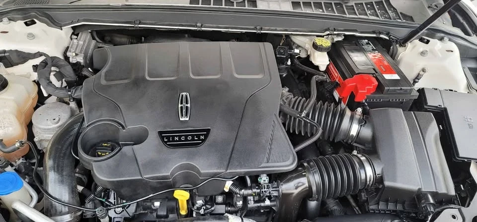 2018 Lincoln Continental 10th Gen - Image 11 of 11