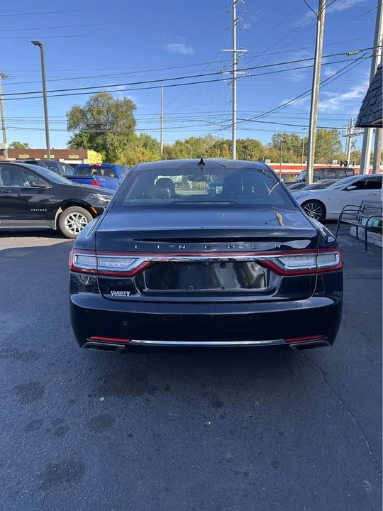 2018 Lincoln Continental 10th Gen - Image 4 of 10