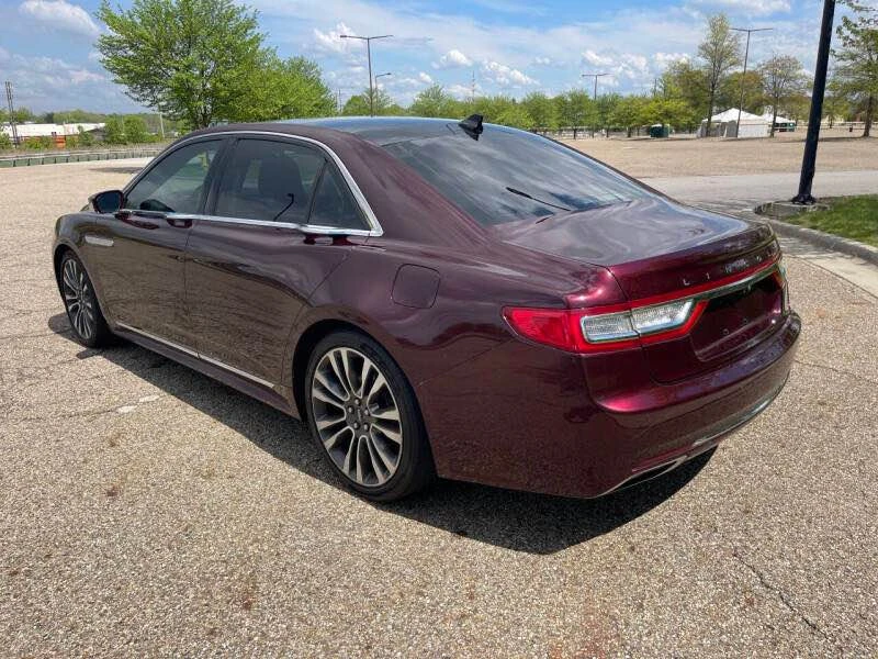 2018 Lincoln Continental 10th Gen - Image 3 of 18
