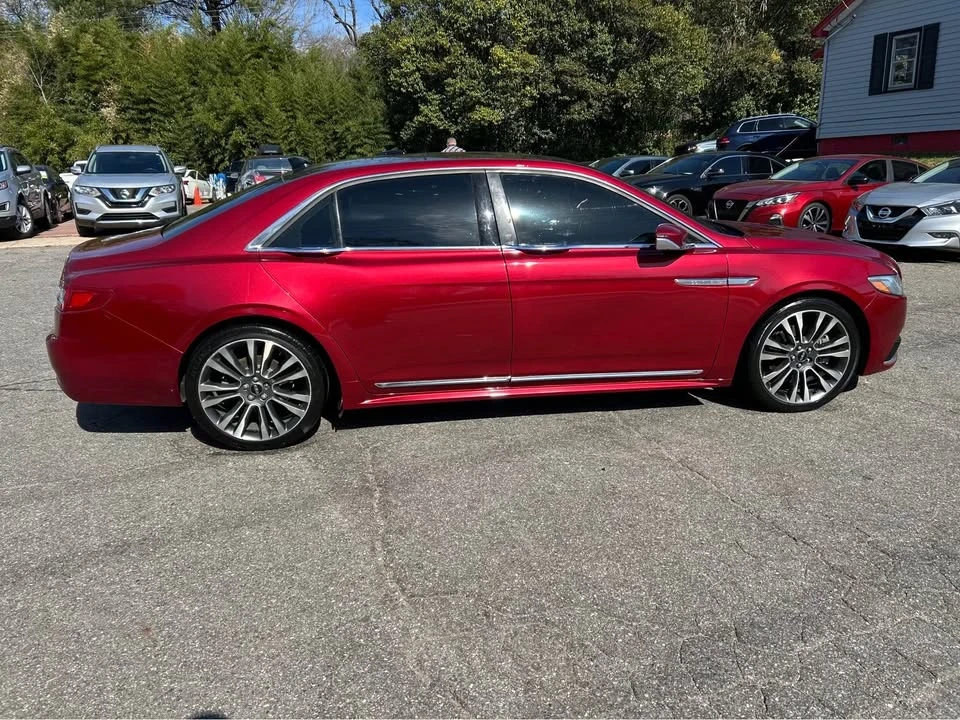 2018 Lincoln Continental 10th Gen - Image 13 of 20