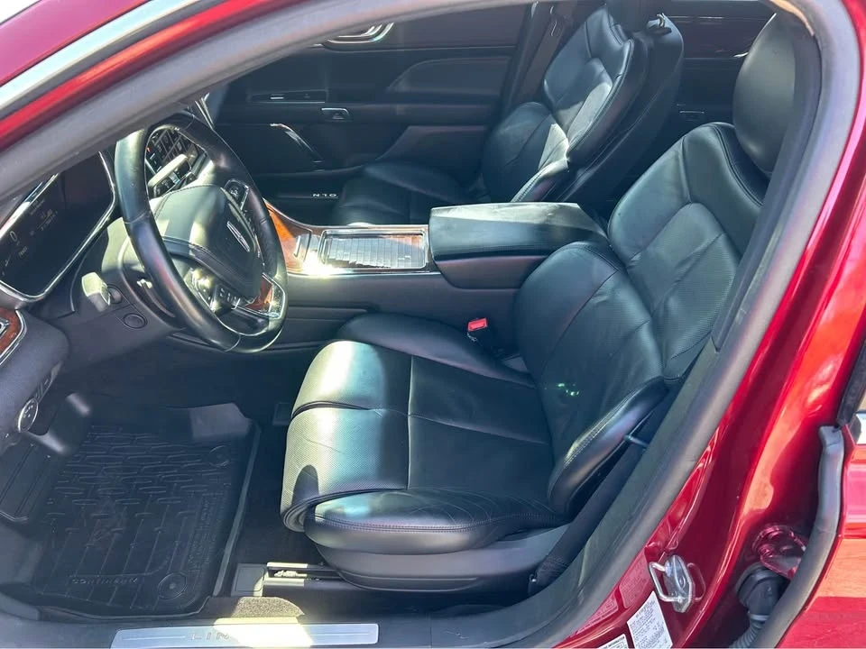 2018 Lincoln Continental 10th Gen - Image 9 of 20
