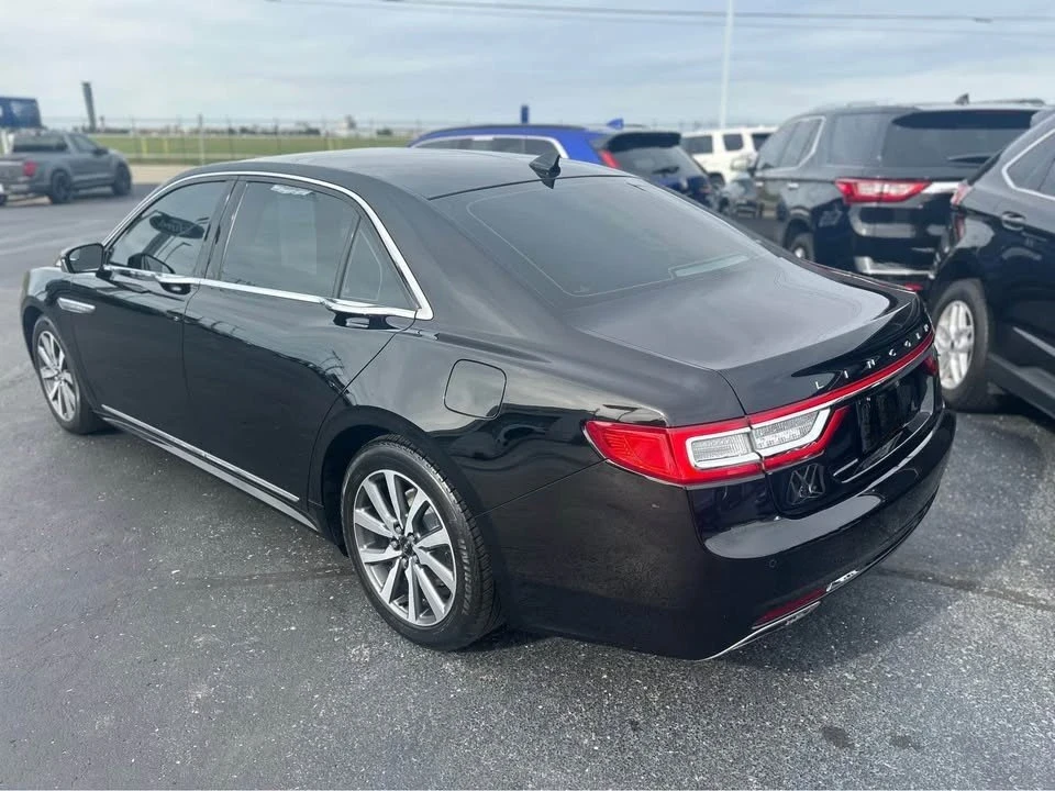 2018 Lincoln Continental 10th Gen - Image 4 of 19