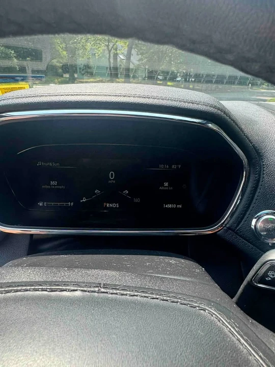 2018 Lincoln Continental 10th Gen - Image 11 of 12