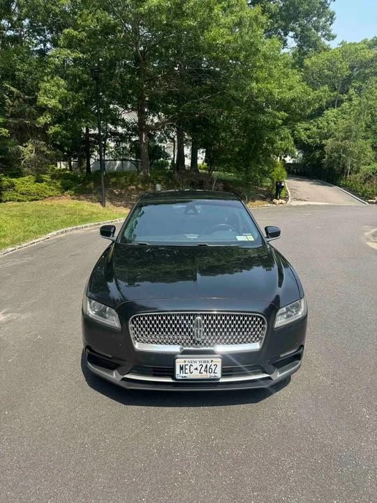 2018 Lincoln Continental 10th Gen - Image 3 of 12