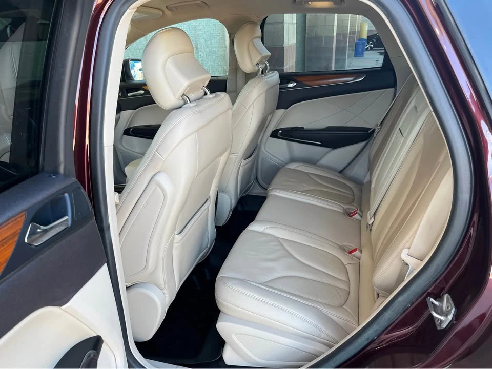 2018 Lincoln MKC - Image 8 of 9