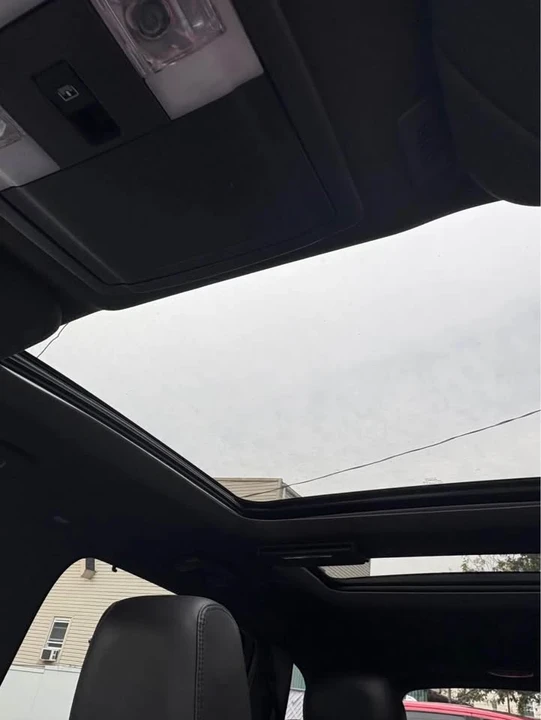 2018 Lincoln MKT - Image 10 of 12