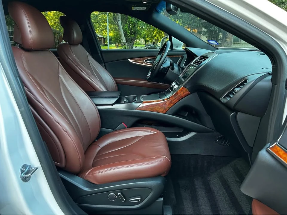 2018 Lincoln MKX - Image 9 of 19