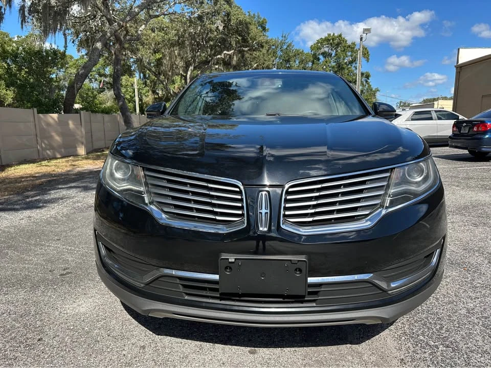 2018 Lincoln MKX - Image 2 of 19