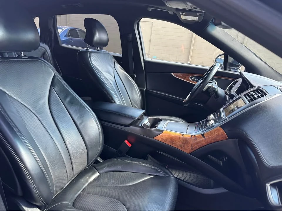 2018 Lincoln MKX - Image 15 of 19