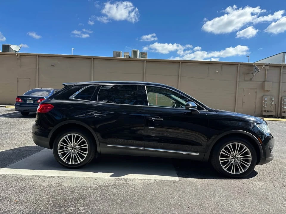 2018 Lincoln MKX - Image 4 of 19