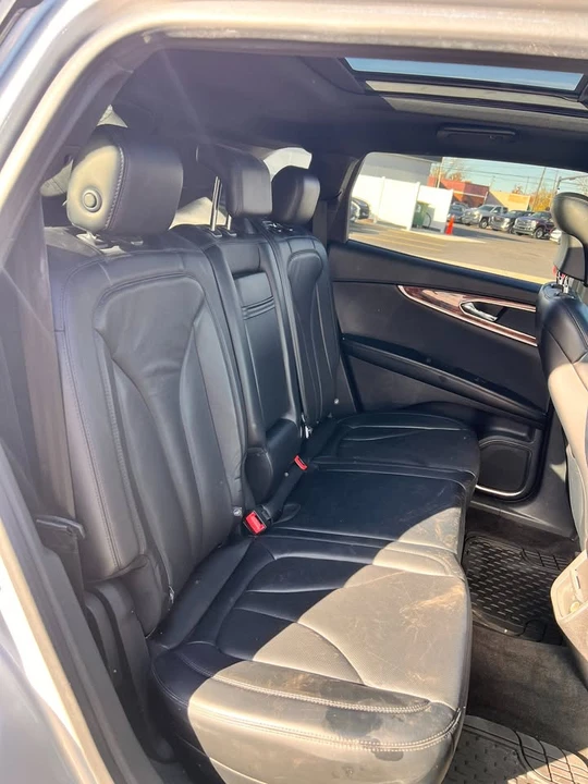 2018 Lincoln MKX - Image 18 of 20