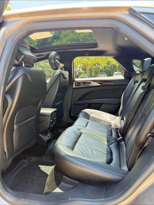 2018 Lincoln MKZ - Image 11 of 17