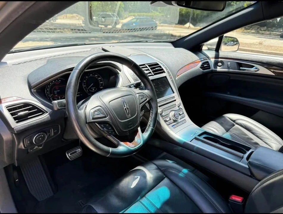 2018 Lincoln MKZ - Image 10 of 17